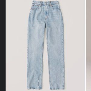 Curve Love Ultra High Rise 90s Straight Jean